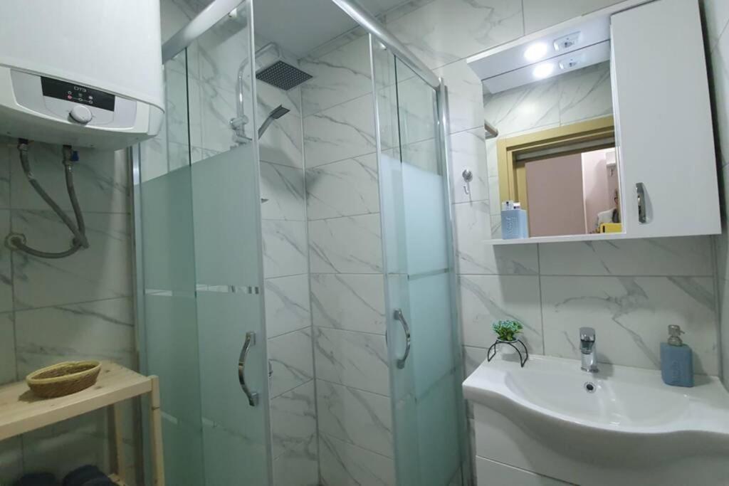 2+1 Apartm With Garden + Balcony , At Ladies Beach Kusadası Exterior foto