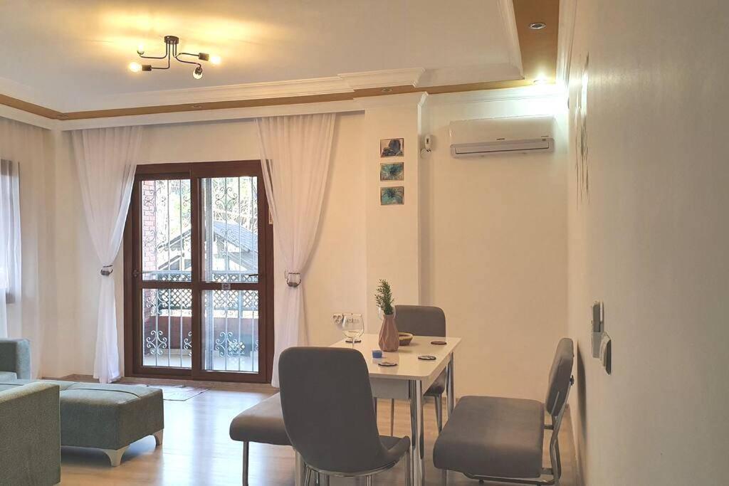 2+1 Apartm With Garden + Balcony , At Ladies Beach Kusadası Exterior foto