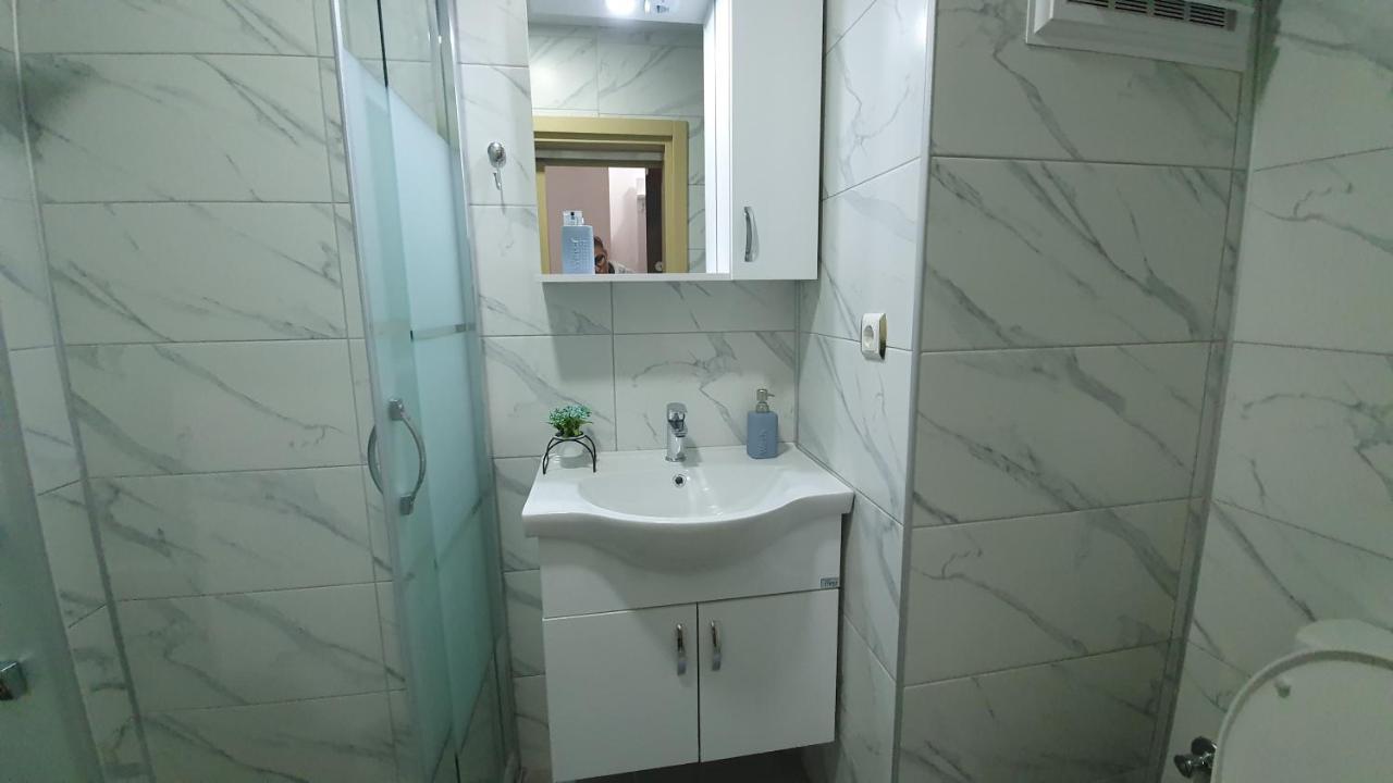 2+1 Apartm With Garden + Balcony , At Ladies Beach Kusadası Exterior foto
